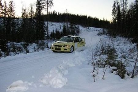 Snow Rally Evo 9